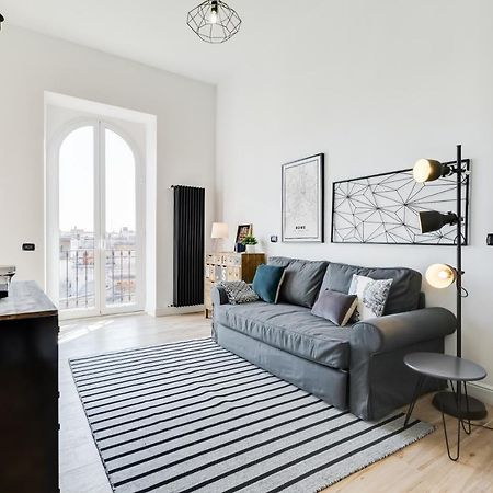 Bmga L Glam Industrial 3-Bed Apartment In Termini 罗马 外观 照片