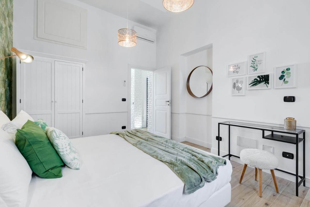 Bmga L Glam Industrial 3-Bed Apartment In Termini 罗马 外观 照片