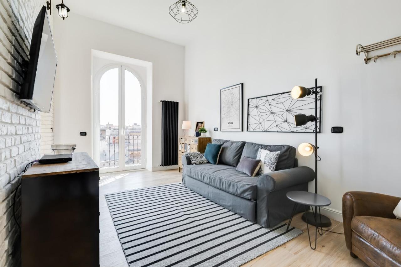 Bmga L Glam Industrial 3-Bed Apartment In Termini 罗马 外观 照片