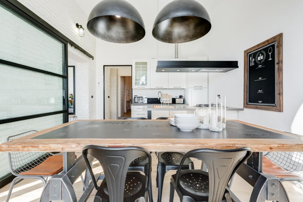 Bmga L Glam Industrial 3-Bed Apartment In Termini 罗马 外观 照片