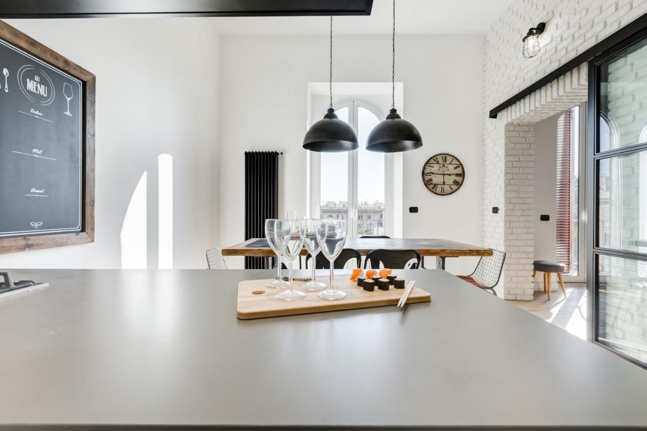 Bmga L Glam Industrial 3-Bed Apartment In Termini 罗马 外观 照片