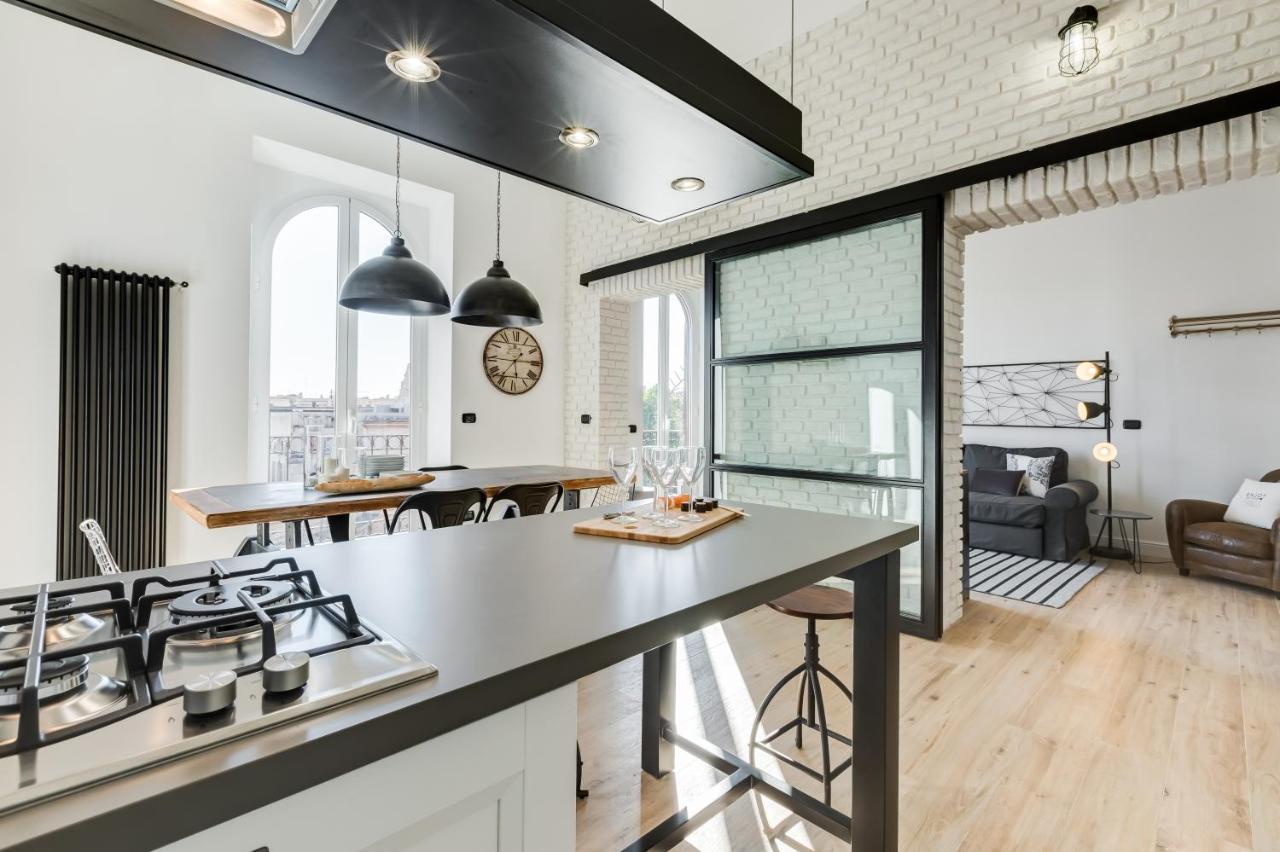 Bmga L Glam Industrial 3-Bed Apartment In Termini 罗马 外观 照片